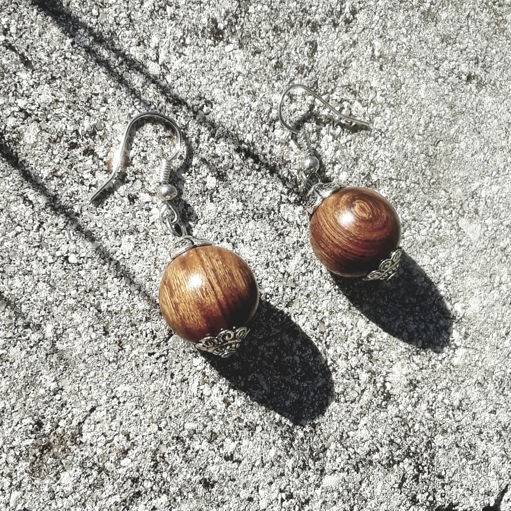 Wooden circle drop earrings